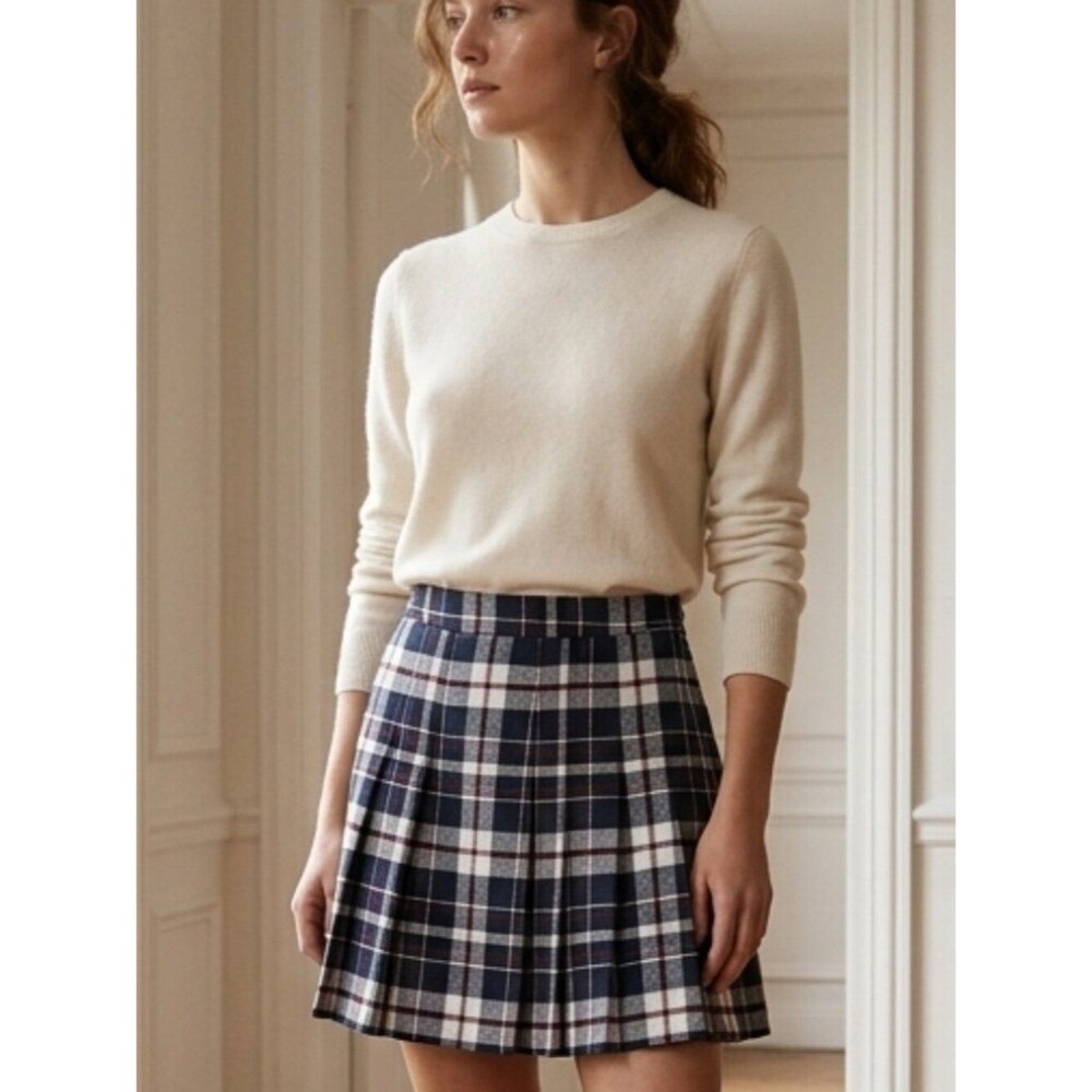 H&M Plaid Navy Blue Women's Mini Skirt/Skort Size 4